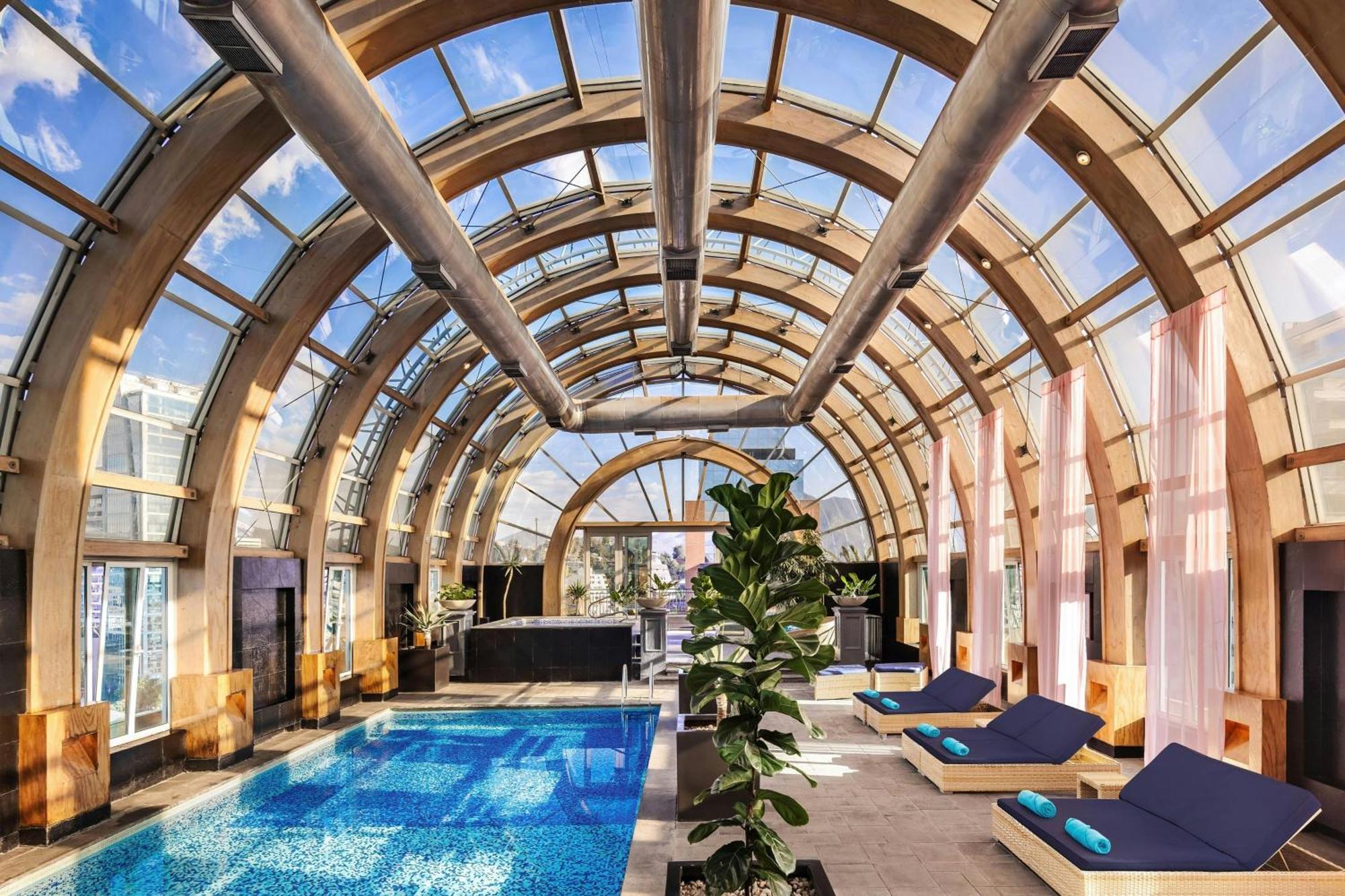The Ritz-Carlton, Santiago Hotell Exteriör bild